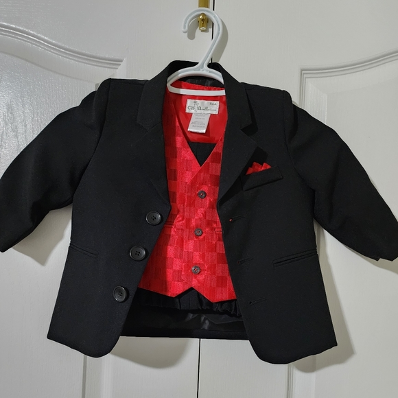 Kids suit black and red...coat, pant and vest with tie for age 2 years - Picture 1 of 7
